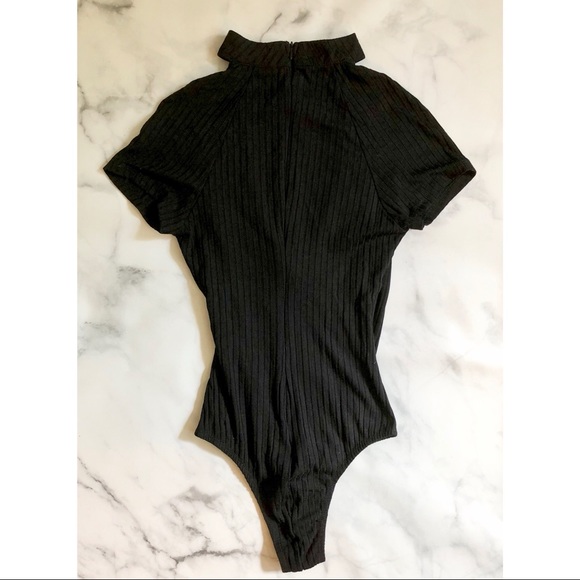 LF choker bodysuit - Picture 3 of 5